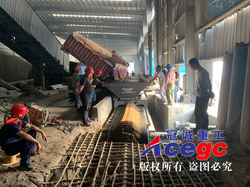 側車位卸砂機 側車位卸砂機