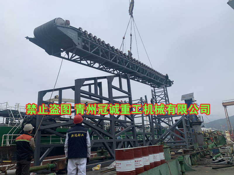 帶式輸送機(jī) 帶式輸送機(jī)